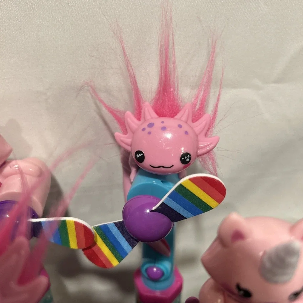 Sweet Squad Candy‎ Fan Ages 3+ Axolotl & Unicorn Cat Mermaid Party Favors